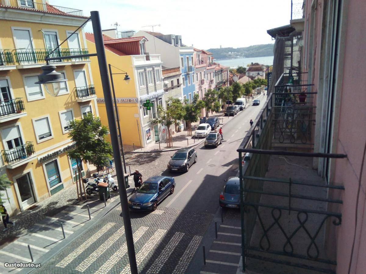 Retreat View Tagu River Lisboa Exteriör bild